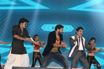 Aatadukundam Raa Movie Audio Function